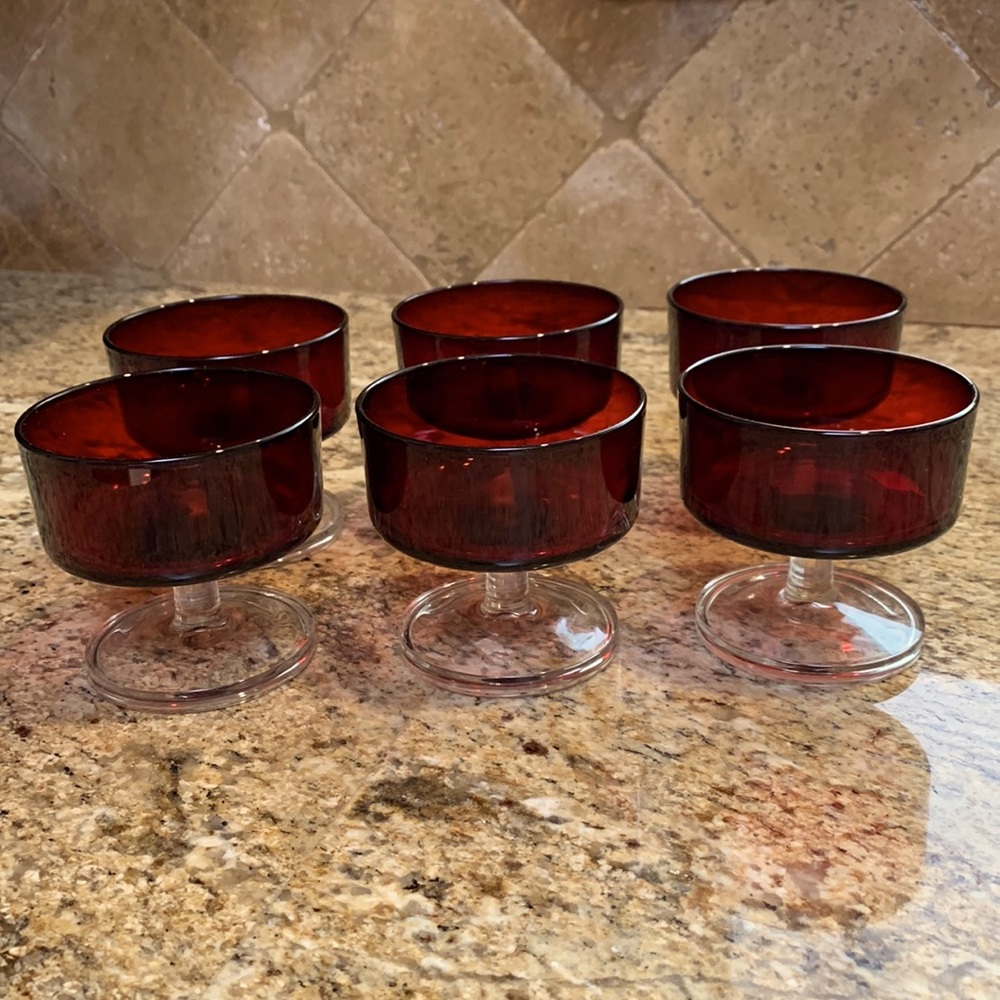 6 Footed Stem Dessert Bowls EUC